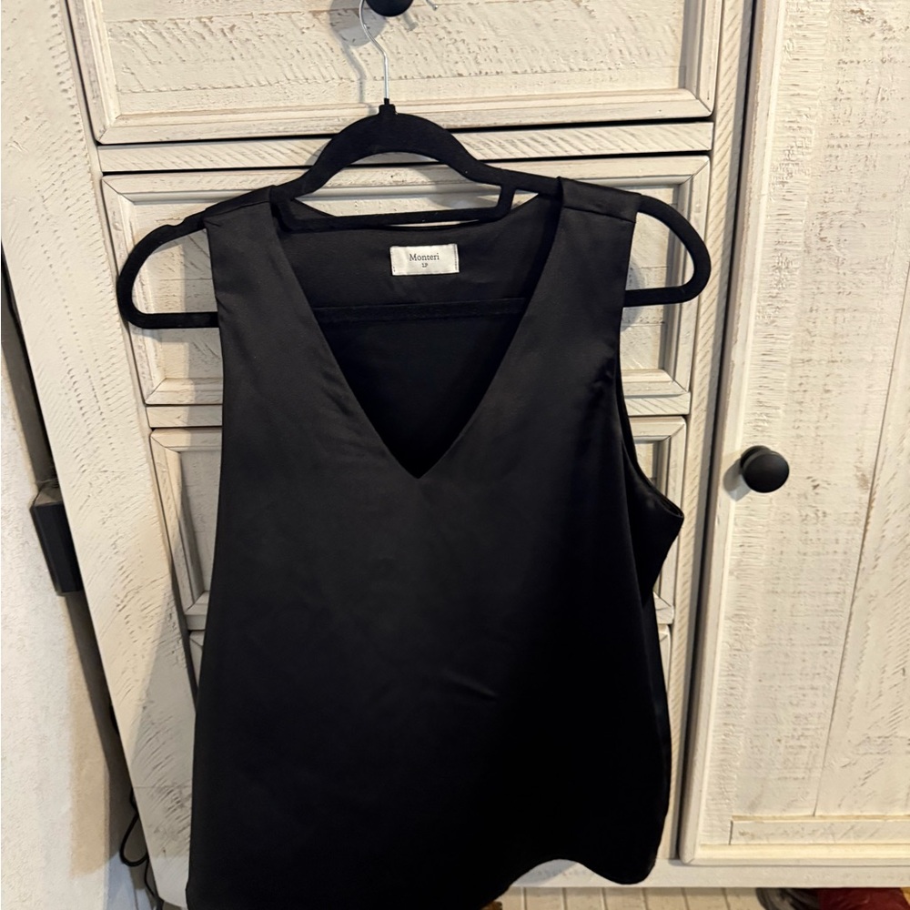 Elegant Black V-Neck Blouse